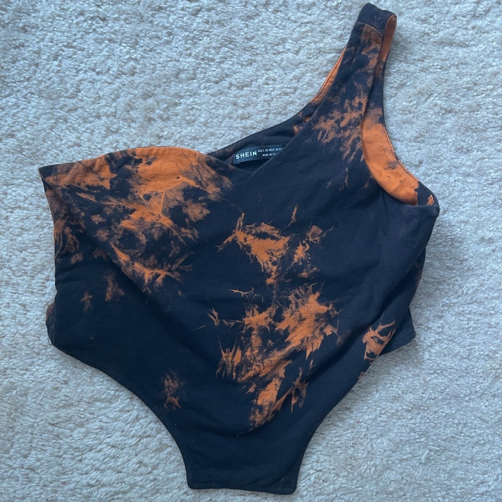 SHEIN Black & Orange One-Shoulder Tie-Dye top